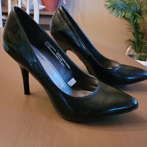 NWOT Classic Black Women's Heels